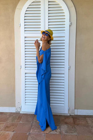 Asymetryczny Kaftan w Ruchu