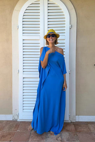 Asymetryczny Kaftan w Ruchu